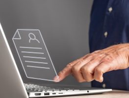 Aprenda como enviar currículo para empresas da forma correta