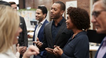 Aprenda o que é networking e saiba como fazer com 15 dicas práticas