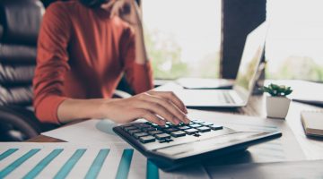 Como gerar renda em um momento de crise?