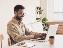 Competências digitais no currículo: quais valem a pena mencionar?