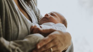 Auxílio maternidade: entenda o que é, quem tem direito e como dar entrada