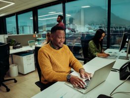 Conheça os tipos de profissões em alta no Brasil