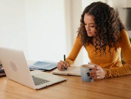 O que é autogestão e como desenvolver autonomia sobre a sua rotina de trabalho?