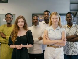 Vagas completa 25 anos inovando sempre para conectar empresas e profissionais